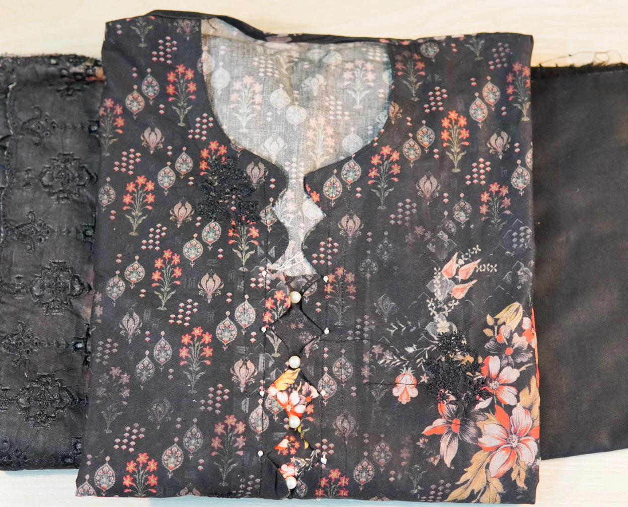 SADABAHAR THREE PICES